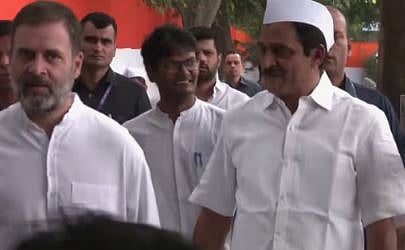 'അടുത്ത തിരഞ്ഞെടുപ്പിൽ കേരളത്തിൽ കോൺഗ്രസിന് മുഖ്യമന്ത്രി സ്ഥാനാർത്ഥി ഉണ്ടാകില്ല, വടംവലി പാടില്ല': കേരള നേതാക്കൾക്ക് ഹൈക്കമാൻഡ് നിർദ്ദേശം | CM