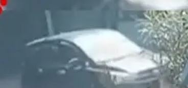 കാറുമായി 16-കാരൻ്റെ അപകടയാത്ര: നിരവധി വാഹനങ്ങളിൽ ഇടിച്ചു, സ്ത്രീയെ ഇടിച്ചു തെറിപ്പിച്ചു | Car