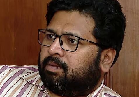 തിരുവനന്തപുരം കോർപ്പറേഷനിൽ പോരിന് ശബരീനാഥനെ ഇറക്കാൻ കോൺഗ്രസ്: പ്രമുഖരെ അണിനിരത്തി CPMഉം BJPയും | Congress