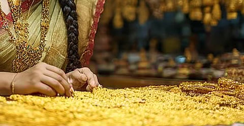 സ്വർണ്ണവില വീണ്ടും ഇടിഞ്ഞു : ഇന്നത്തെ നിരക്ക് അറിയാം | Gold price