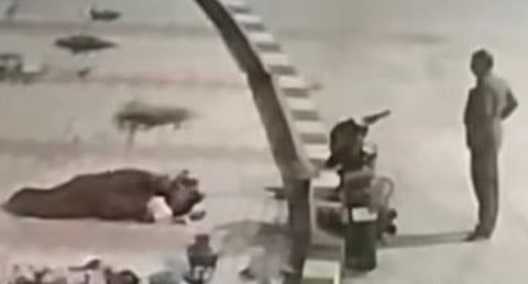 ബസ് സ്റ്റാൻഡിലെ പ്ലാറ്റ്‌ഫോമിൽ ഉറങ്ങിക്കിടന്ന സ്ത്രീക്കെതിരെ ലൈംഗികാതിക്രമം: ദൃശ്യങ്ങൾ വൈറലായതിന് പിന്നാലെ തമിഴ്നാട് ട്രാൻസ്‌പോർട്ട് ബസ് ഡ്രൈവർ പിടിയിൽ | Bus driver