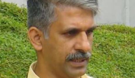 'പാടിയത് ദേശഭക്തി ഗാനം, റെയിൽവേ ആവശ്യപ്പെട്ടതല്ല': വന്ദേഭാരത് ഗണഗീത വിവാദത്തിൽ ആശങ്ക പങ്കുവച്ച് സ്കൂൾ പ്രിൻസിപ്പൽ | RSS