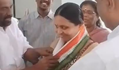 പത്തനംതിട്ടയിൽ CPMന് തിരിച്ചടി: പഞ്ചായത്ത് മെമ്പർ ഉൾപ്പെടെയുള്ള പ്രവർത്തകർ കോൺഗ്രസിൽ ചേർന്നു | Congress