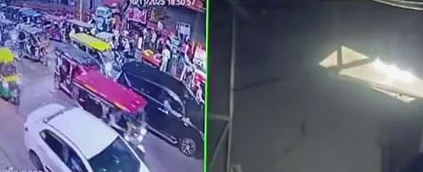 ഡൽഹി സ്ഫോടനം: കൂട്ടാളികൾ പിടിയിലായതോടെ ഉമർ കാർ എടുത്ത് പുറപ്പെട്ടു, ട്രാഫിക് സിഗ്നലിലെ CCTV ദൃശ്യങ്ങൾ പുറത്ത്; മുസമ്മിലിൻ്റെ ഒളിത്താവളം താഗയിൽ, 10 അംഗ അന്വേഷണ സംഘം രൂപീകരിച്ച് NIA | Delhi blast