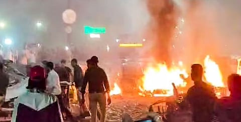 ഡൽഹി സ്ഫോടനത്തിനു പിന്നിൽ ഭീകരരുടെ 'പ്രതികാര പദ്ധതി': 6 കേന്ദ്രങ്ങളിൽ ഡിസംബർ 6 ന് പരമ്പര സ്ഫോടനങ്ങൾ നടത്താൻ ലക്ഷ്യമിട്ടു, ബാബറി മസ്ജിദ് പൊളിച്ചതിന് പ്രതികാരം, പ്രതികളുടെ മുറികളിൽ കോഡു ചെയ്ത ഡയറികളും നോട്ട്ബുക്കുകളും | Blasts