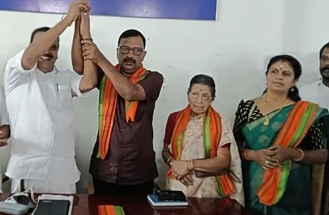 പത്തനംതിട്ടയിൽ CPM ബ്രാഞ്ച് സെക്രട്ടറിയും കുടുംബവും BJPയിൽ ചേർന്നു | BJP