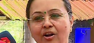 'ഒരു രോഗിയെ പോലും തിരിച്ചയക്കുന്നില്ല, സൗകര്യങ്ങൾ ഉറപ്പാക്കും': മെഡിക്കൽ കോളേജുകളിലെ നിലത്ത് കിടത്തി ചികിത്സയെ ന്യായീകരിച്ച് ആരോഗ്യമന്ത്രി വീണാ ജോർജ് | Health Minister