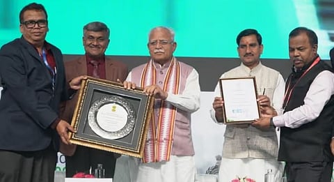 'സിറ്റി വിത്ത് ബെസ്റ്റ് ഗ്രീൻ ട്രാൻസ്‌പോർട്ട് ഇനിഷ്യേറ്റീവ്' : കൊച്ചി മെട്രോയ്ക്ക് ദേശീയ പുരസ്‌കാരം | Kochi Metro