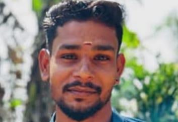 വയനാട് ടൗൺഷിപ്പിൽ വൈദ്യുതി പോസ്റ്റിൽ നിന്ന് വീണ് തൊഴിലാളി മരിച്ചു: KSEB ലൈൻ മാറ്റുന്നതിനിടെ അപകടം | Wayanad Township