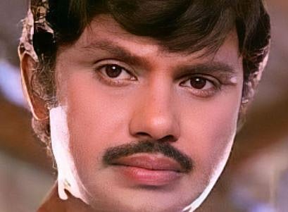 ജയൻ വിട വാങ്ങിയിട്ട് 45 വർഷം: മലയാള സിനിമയുടെ മരണമില്ലാത്ത ആക്ഷൻ ഹീറോ | Jayan