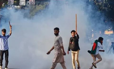 ഷെയ്ഖ് ഹസീനയുടെ വധശിക്ഷ: ബംഗ്ലാദേശിൽ വൻ സംഘർഷം, പോലീസുമായി ഏറ്റുമുട്ടി അവാമി ലീഗ് അനുകൂലികൾ, 2 പേർ കൊല്ലപ്പെട്ടു, കരുതലോടെ ഇന്ത്യ | Sheikh Hasina