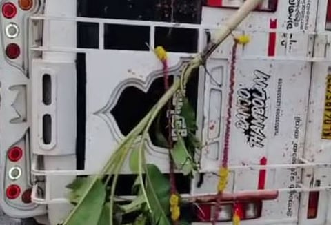 തിരുവനന്തപുരത്ത് ശബരിമല തീർത്ഥാടകർ സഞ്ചരിച്ച വാഹനം തലകീഴായി മറിഞ്ഞു | Sabarimala