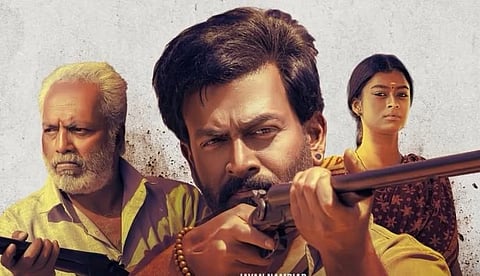 ഷമ്മി തിലകൻ 'ഷോ സ്റ്റീലർ': 'വിലായത്ത് ബുദ്ധ'യ്ക്ക് മികച്ച പ്രതികരണം