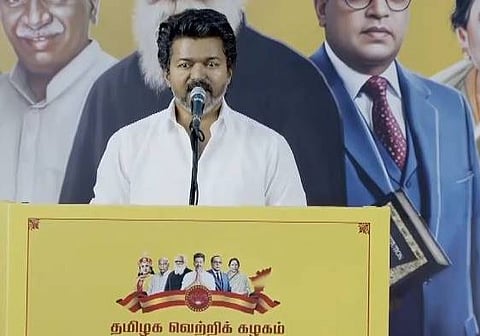 'മുഖ്യമന്ത്രി നല്ലവനെപ്പോലെ അഭിനയിക്കുന്നു; ഭരണകർത്താക്കൾ നാടിനെ നശിപ്പിക്കുന്നു': എം.കെ. സ്റ്റാലിനെതിരെ രൂക്ഷ വിമർശനവുമായി വിജയ് | TVK Vijay
