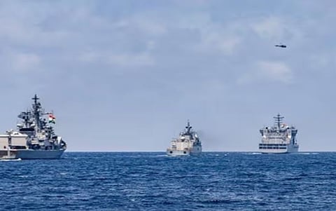 നാവികസേന ദിനം: ശംഖുമുഖത്തെ അഭ്യാസ പ്രകടനങ്ങൾ കാണാം; KSRTC ടൂർ പാക്കേജുകൾ പ്രഖ്യാപിച്ചു | KSRTC