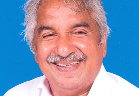 സോളാർ കേസ് പ്രതിയുടെ കത്തിൽ 21 പേജുകൾ മാത്രം: ഉമ്മൻചാണ്ടിക്ക് എതിരായ ആരോപണത്തിലെ ഗൂഢാലോചനയ്ക്ക് ബലം, കൊട്ടാരക്കര കോടതിയിൽ നിർണായക വെളിപ്പെടുത്തൽ | Solar case