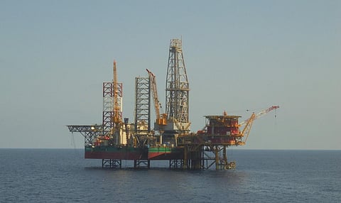 കേരള തീരത്തോട് ചേർന്ന് ആഴക്കടലിൽ എണ്ണ, വാതക പര്യവേക്ഷണം തുടങ്ങി: വൻ നിക്ഷേപം പ്രതീക്ഷിക്കുന്ന മേഖലയിൽ ഡ്രില്ലിങ്ങിന് തുടക്കമിട്ടു | Kerala coast