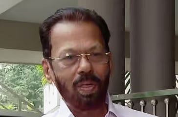 'രാഹുലിനെ ഒളിവിൽ കഴിയാൻ കോൺഗ്രസ് നേതാക്കൾ സഹായിച്ചിട്ടില്ല, വിഷയം തിരഞ്ഞെടുപ്പിനെ ബാധിക്കില്ല': A തങ്കപ്പൻ | Congress