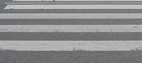 സീബ്ര ലൈനിലൂടെ റോഡ് മുറിച്ച് കടന്ന വിദ്യാർത്ഥിനിയെ കാറിടിച്ചു തെറിപ്പിച്ചു: വാഹനം ഓടിച്ചത് പ്രായപൂർത്തി ആകാത്ത കുട്ടി, ഉടമയ്‌ക്കെതിരെ നടപടി | Student