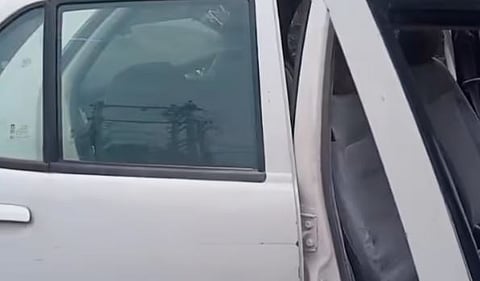 തലസ്ഥാനത്ത് ഫയർ ഫോഴ്‌സ് ഓഫീസിന് മുന്നിലൂടെ കടന്ന് പോയ കാറിന് തീപിടിച്ചു | Car