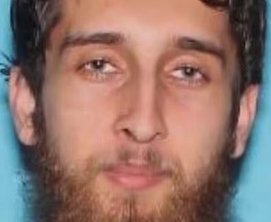 'എല്ലാവരെയും കൊല്ലുക': സ്കൂൾ കാമ്പസിൽ കൂട്ട വെടിവയ്പ്പിന് പദ്ധതി, ട്രക്കിൽ വൻ ആയുധ ശേഖരം, പാകിസ്ഥാൻ പൗരൻ അമേരിക്കയിൽ അറസ്റ്റിൽ | Pakistani