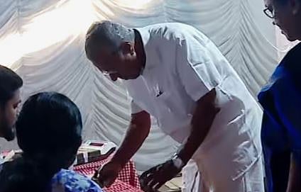 'സ്ത്രീ ലമ്പടന്മാർ എന്താണ് കാട്ടിക്കൂട്ടുന്നത് ? ന്യായീകരിച്ചാൽ സമൂഹം അംഗീകരിക്കില്ല, അതിജീവിതയ്ക്ക് ഒപ്പം': തുറന്നടിച്ച് മുഖ്യമന്ത്രി | Chief Minister