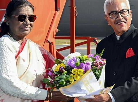 'മെയ്തെയ് - കുകി വിഭാഗങ്ങൾ ഐക്യത്തോടെ നീങ്ങണം': രാഷ്ട്രപതി ദ്രൗപതി മുർമു മണിപ്പൂരിൽ | President