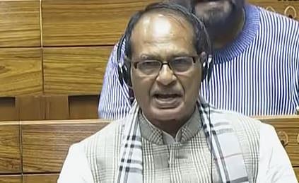 'വിബി ജി റാം ജി' ബിൽ ലോക്‌സഭയിൽ അവതരിപ്പിച്ചു: സഭയ്ക്ക് അകത്തും പുറത്തും പ്രതിപക്ഷ പ്രതിഷേധം, നാളെ രാജ്യവ്യാപക പ്രതിഷേധത്തിന് ആഹ്വാനം ചെയ്ത് കോൺഗ്രസ് | VB G RAM G Bill