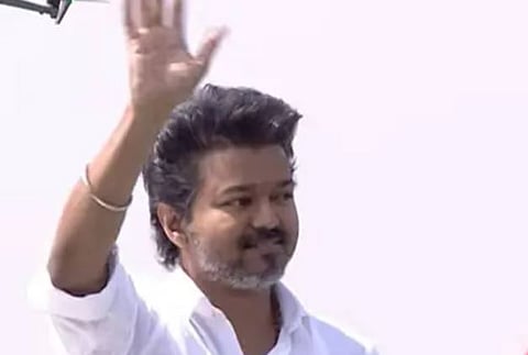 'DMK ദുഷ്ടശക്തി, TVK ശുദ്ധമായ ശക്തി': തിരഞ്ഞെടുപ്പ് പ്രചാരണത്തിന് ഈറോഡിൽ തുടക്കം കുറിച്ച് വിജയ് | TVK