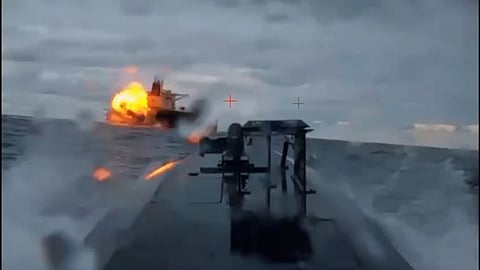 റഷ്യൻ കപ്പൽ വ്യൂഹത്തിന് നേരെ ഡ്രോൺ ആക്രമണം; മെഡിറ്ററേനിയൻ കടലിൽ ആദ്യമായി യുക്രെയ്ൻ തിരിച്ചടി | Ukraine Russia War
