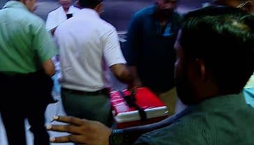 എറണാകുളം ജനറൽ ആശുപത്രിയിലെ ഹൃദയമാറ്റ ശസ്ത്രക്രിയ: നേപ്പാൾ സ്വദേശി ദുർഗയുടെ നില തൃപ്തികരമെന്ന് ഡോക്ടർമാർ, 7 പേരിലൂടെ ജീവിതം തുടർന്ന് ഷിബു | Heart