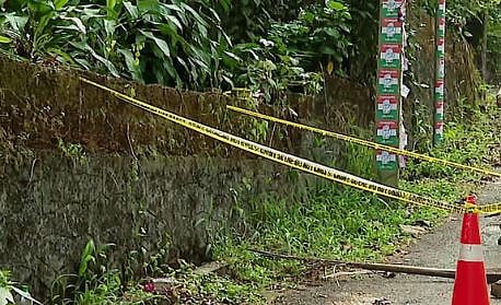 സ്കൂട്ടർ തടഞ്ഞു നിർത്തി കുത്തി: മലപ്പുറത്ത് യുവതിയെ കൊലപ്പെടുത്താൻ ശ്രമിച്ച പ്രതിക്കായി തിരച്ചിൽ | Murder