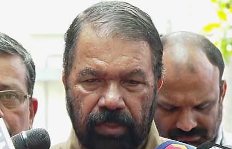 'റഹീം ഇംഗ്ലീഷ് അധ്യാപകനല്ലല്ലോ, കുടിയൊഴിപ്പിക്കപ്പെട്ട ആളുകളെ കാണാനാണ് പോയത്, വ്യാകരണ പരീക്ഷയ്ക്കല്ല': മന്ത്രി V ശിവൻകുട്ടി | AA Rahim