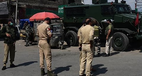 കിഷ്‌ത്വാറിലെ സംഘർഷം : ഓൺലൈൻ വാർത്താ പോർട്ടലുകൾക്ക് 2 മാസത്തേക്ക് വിലക്ക്, അതീവ ജാഗ്രത | Kishtwar clashes