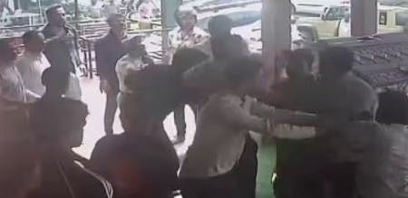 സാൻവിച്ചിൽ ചിക്കൻ കുറഞ്ഞു: സംഘർഷം, സ്ഥാപനത്തിൻ്റെ മാനേജർക്കെതിരെ കേസ് | Sandwich