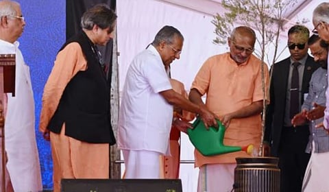 'ഉന്നത വിദ്യാഭ്യാസ മേഖല അന്താരാഷ്ട്ര നിലവാരത്തിലേക്ക്, സമാനതകളില്ലാത്ത വികസനമാണ് നടന്നത്': മുഖ്യമന്ത്രി പിണറായി വിജയൻ | CM