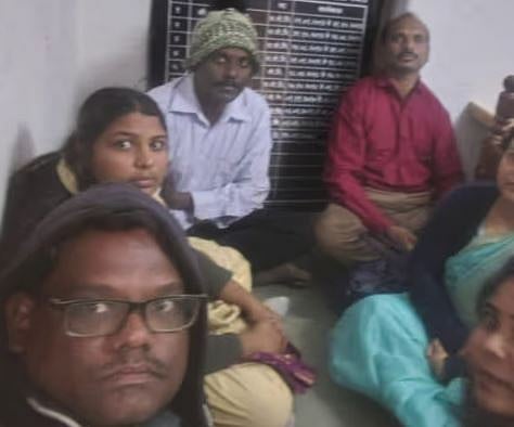 മത പരിവർത്തനം ആരോപിച്ചു നാഗ്‌പൂരിൽ മലയാളി വൈദികനെയും ഭാര്യയെയും അറസ്റ്റ് ചെയ്ത സംഭവം: കേസെടുത്തത് 12 പേർക്കെതിരെ | Malayali priest