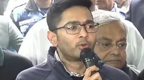 'തിരഞ്ഞെടുപ്പ് കമ്മീഷണർ എനിക്ക് നേരെ വിരൽ ചൂണ്ടി സംസാരിച്ചു': തുറന്നടിച്ച് അഭിഷേക് ബാനർജി | Election Commissioner