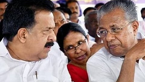 'വിജയ സാധ്യതയാണ് മാനദണ്ഡം, അതിനർത്ഥം മുതിർന്നവരെ മാറ്റി നിർത്തുന്നു എന്നല്ല, മുഖ്യമന്ത്രി പിണറായി വിജയൻ മതസ്പർദ്ധ വളർത്താൻ ശ്രമിക്കുന്നു': രമേശ് ചെന്നിത്തല | CM