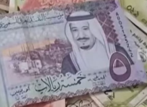 വാഹനമിടിച്ച് മരിച്ച യാചകൻ്റെ സഞ്ചിയിൽ നാലര ലക്ഷത്തോളം രൂപയും സൗദി റിയാലും: അമ്പരന്ന് അധികൃതർ | Beggar