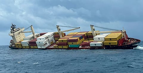 MSC എൽസ-3 കപ്പൽ അപകടം: കമ്പനി 1227.62 കോടി രൂപ ഹൈക്കോടതിയിൽ കെട്ടിവച്ചു; വിഴിഞ്ഞത്തെ കപ്പൽ വിട്ടയച്ചു | MSC Elsa-3