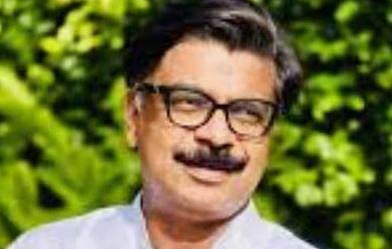 മുഖ്യമന്ത്രിയെ വിമർശിച്ച കേസ് സർക്കാർ പിൻവലിക്കാൻ തീരുമാനിച്ചു: 6 വർഷത്തെ നിയമപോരാട്ടം അവസാനിച്ചെന്ന് വീണ S നായർ, മാത്യു കുഴൽനാടന് നന്ദിയറിയിച്ചു | CM