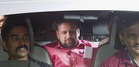 ശബരിമല സ്വർണ്ണക്കൊള്ള കേസ്: തന്ത്രിയുടെ സാമ്പത്തിക ഇടപാടുകളിൽ വിശദമായ അന്വേഷണത്തിനൊരുങ്ങി SIT, ദ്വാരപാലക ശില്പ കേസിലും പ്രതി ചേർത്തേക്കും, കസ്റ്റഡിയിൽ വാങ്ങും, അന്വേഷണം ഊർജിതമാക്കി ED, സ്വത്ത് കണ്ടുകെട്ടിയേക്കും | Sabarimala