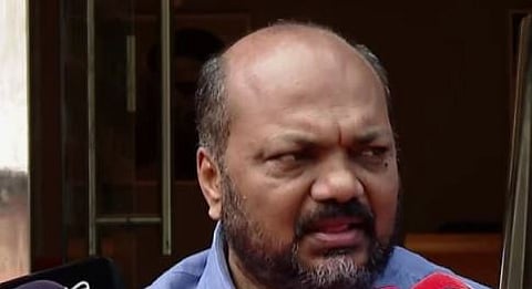 'രാഹുലിൻ്റെ കാര്യത്തിൽ കോൺഗ്രസിന് ഇരട്ടത്താപ്പ്': മന്ത്രി P രാജീവ് | Rahul Mamkootathil