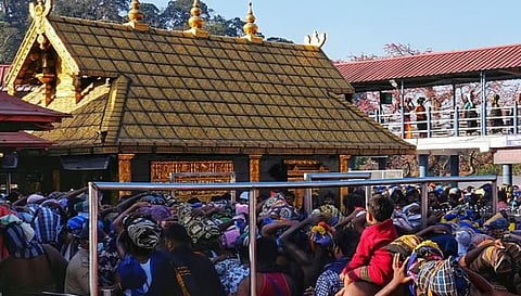 മകരവിളക്ക്: തിരുവാഭരണ ഘോഷയാത്ര തിങ്കളാഴ്ച, ശബരിമലയിൽ കടുത്ത നിയന്ത്രണങ്ങളുമായി ഹൈക്കോടതി | Sabarimala