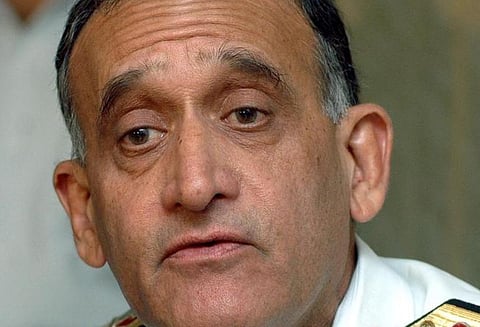 വോട്ടർ പട്ടികയിൽ നിന്ന് പുറത്തായി : പിന്നാലെ മുൻ നാവികസേനാ മേധാവിക്ക് തെരഞ്ഞെടുപ്പ് കമ്മീഷൻ്റെ നോട്ടീസ് | Voter list