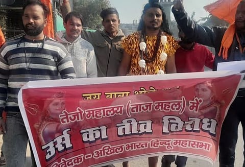 താജ്മഹലിൽ ഷാജഹാൻ്റെ ഉറൂസ് ആഘോഷിക്കരുത്: പ്രതിഷേധ മാർച്ചുമായി ഹിന്ദു മഹാസഭ | Taj Mahal