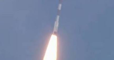കുതിച്ചുയർന്നതിന് പിന്നാലെ PSLV ദൗത്യം പരാജയം: മൂന്നാം ഘട്ട ജ്വലനത്തിൽ സാങ്കേതിക തകരാറെന്ന് ISRO | PSLV-C62