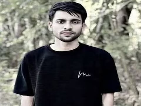 ബംഗ്ലാദേശിൽ വീണ്ടും ആൾക്കൂട്ടക്കൊല: ഹിന്ദു യുവാവിനെ തല്ലിക്കൊന്ന ശേഷം ഓട്ടോറിക്ഷ മോഷ്ടിച്ചു | Hindu