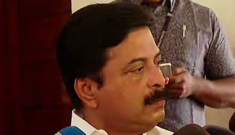 'മുന്നണി മാറ്റമില്ല, വിസ്മയം ഉണ്ടാകേണ്ട കാര്യമില്ല, എല്ലാം അഭ്യൂഹങ്ങൾ, പാർട്ടി ചെയർമാൻ നിലപാട് വ്യതമാക്കിയിട്ടുള്ളതാണ്': മന്ത്രി റോഷി അഗസ്റ്റിൻ | Kerala Congress M